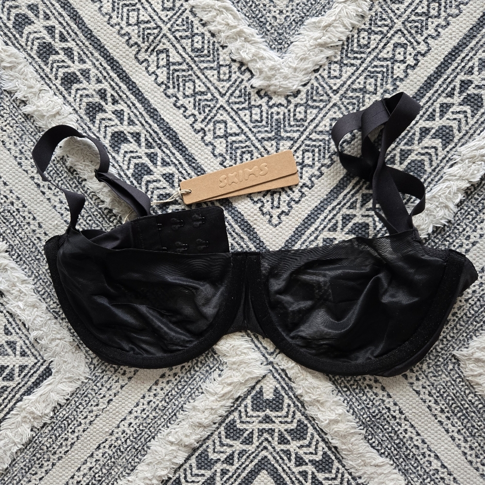 Skims Black unlined balconette bra